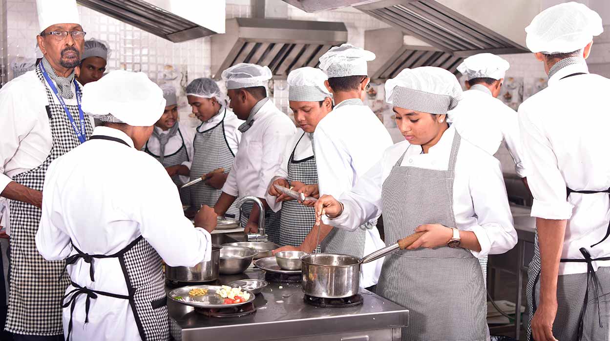 Diploma in Hotel Management & Catering Technology